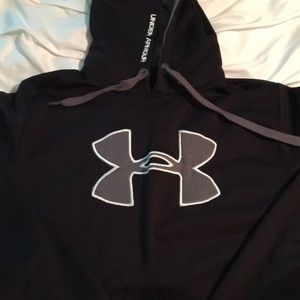 Under Armour sweatshirt